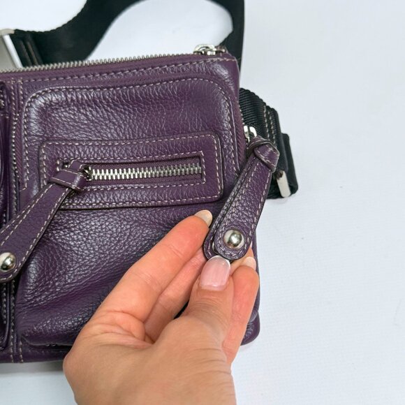 Danier Leather Adjustable Crossbody / Waistband Bag – Purple – New - Picture 4 of 12
